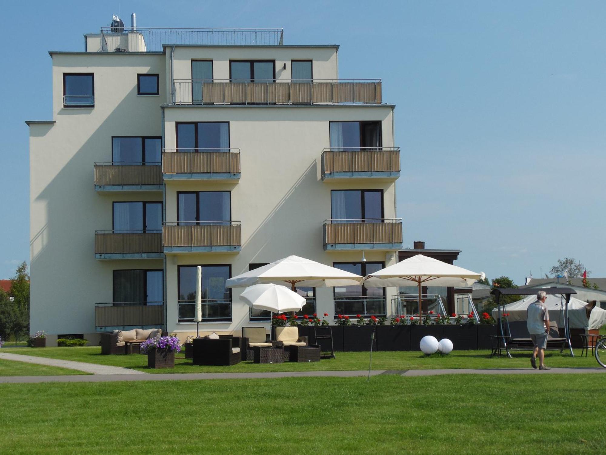 Hotel Warnow Rostock Ngoại thất bức ảnh